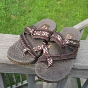 Skechers Outdoor Lifestyle Sandals Brown Thong Strap Size 8